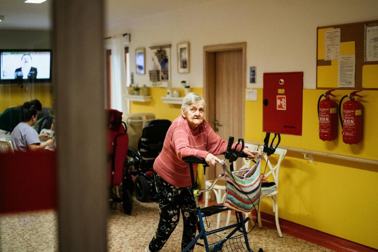 what is assisted living vs nursing home